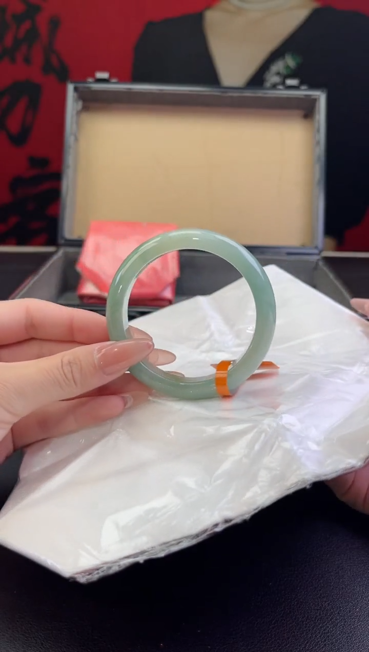 【闪购商品】翡翠手镯未镶嵌9翡翠手镯