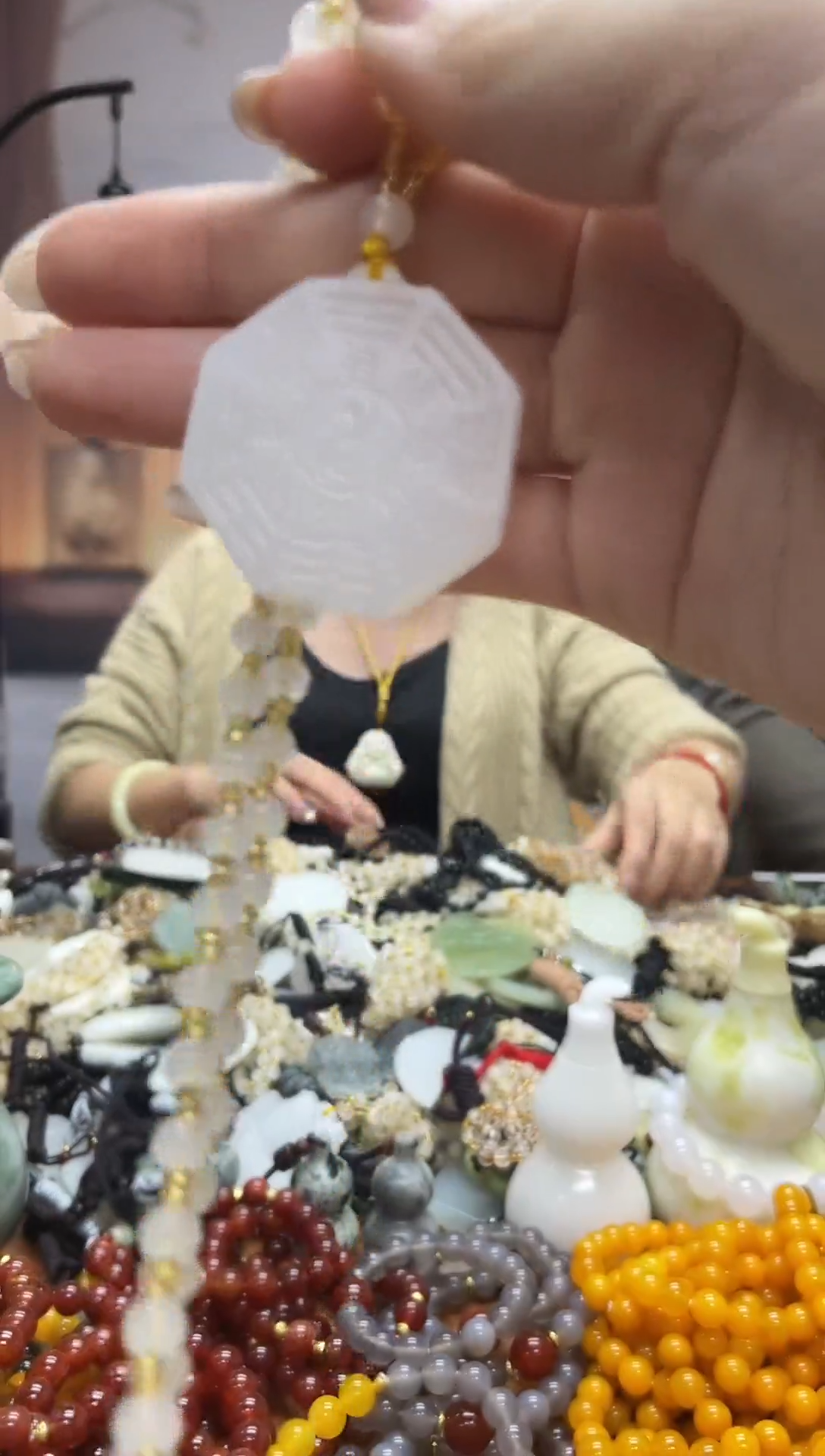 未镶嵌岫玉吊坠·