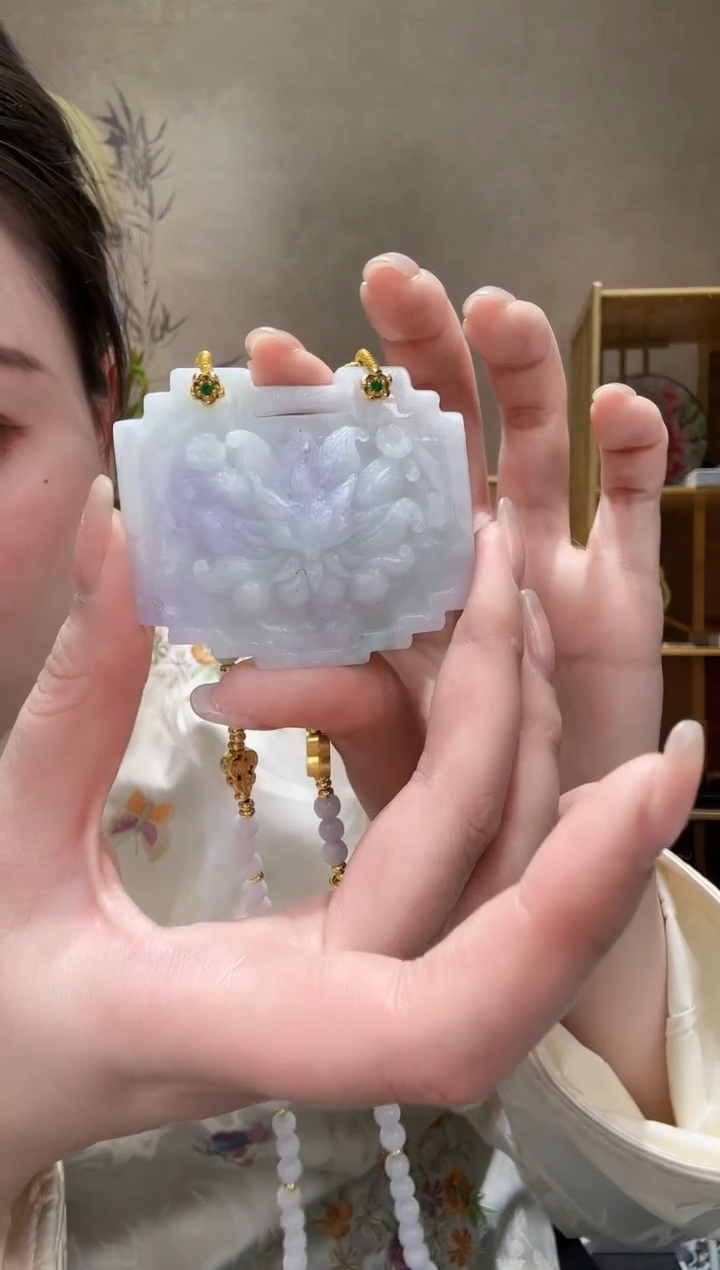 【闪购商品】翡翠颈饰未镶嵌吊坠