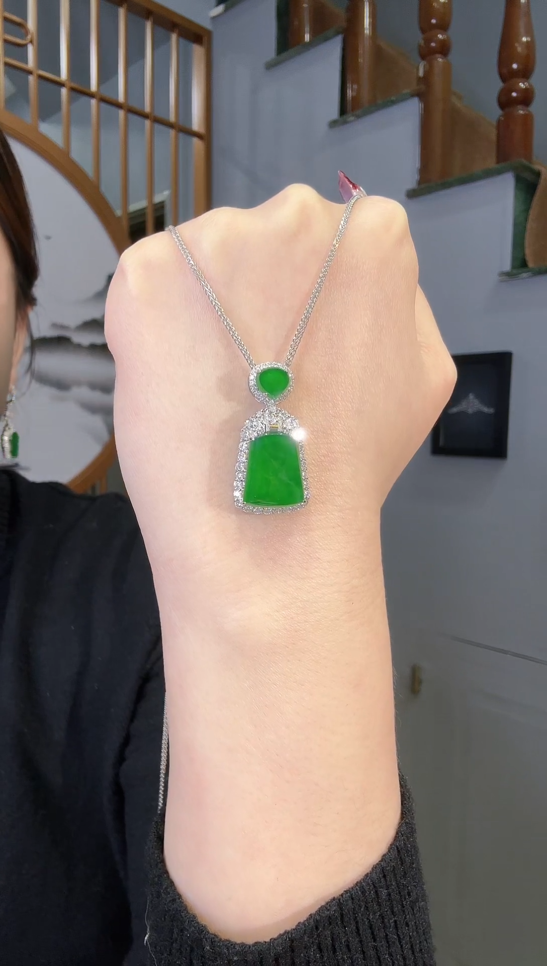 【闪购商品】翡翠颈饰18K金镶嵌无事牌天然A货翡翠