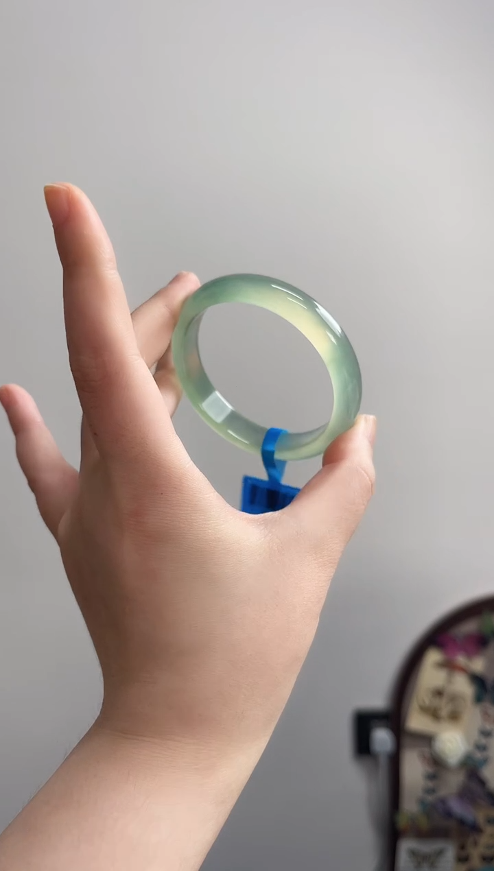 玛瑙/玉髓手镯未镶嵌53-54圈