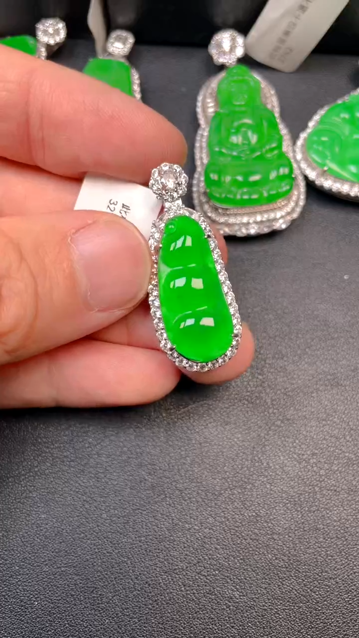 吊坠(不含链)银S925镶嵌翡翠吊坠