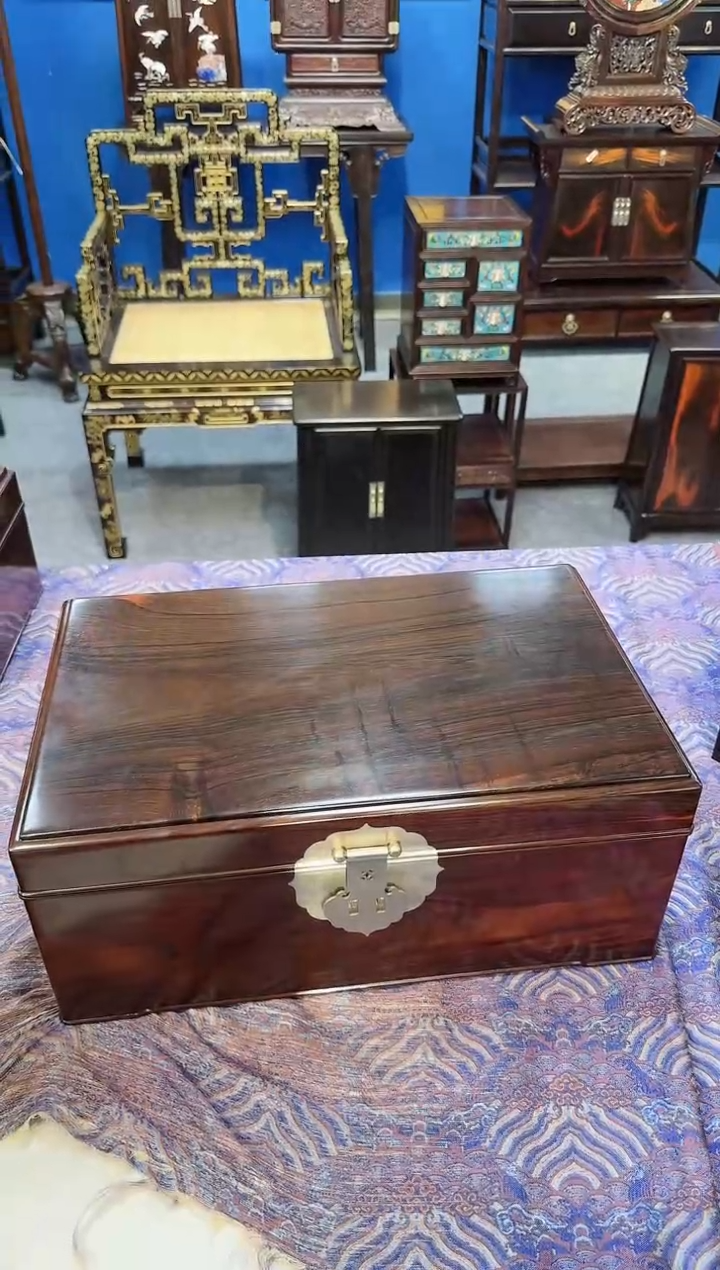 【闪购商品】红酸枝木类成套家具首饰盒