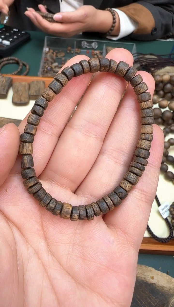 【闪购商品】沉香吊坠沉水随型厚片珠手串单圈4