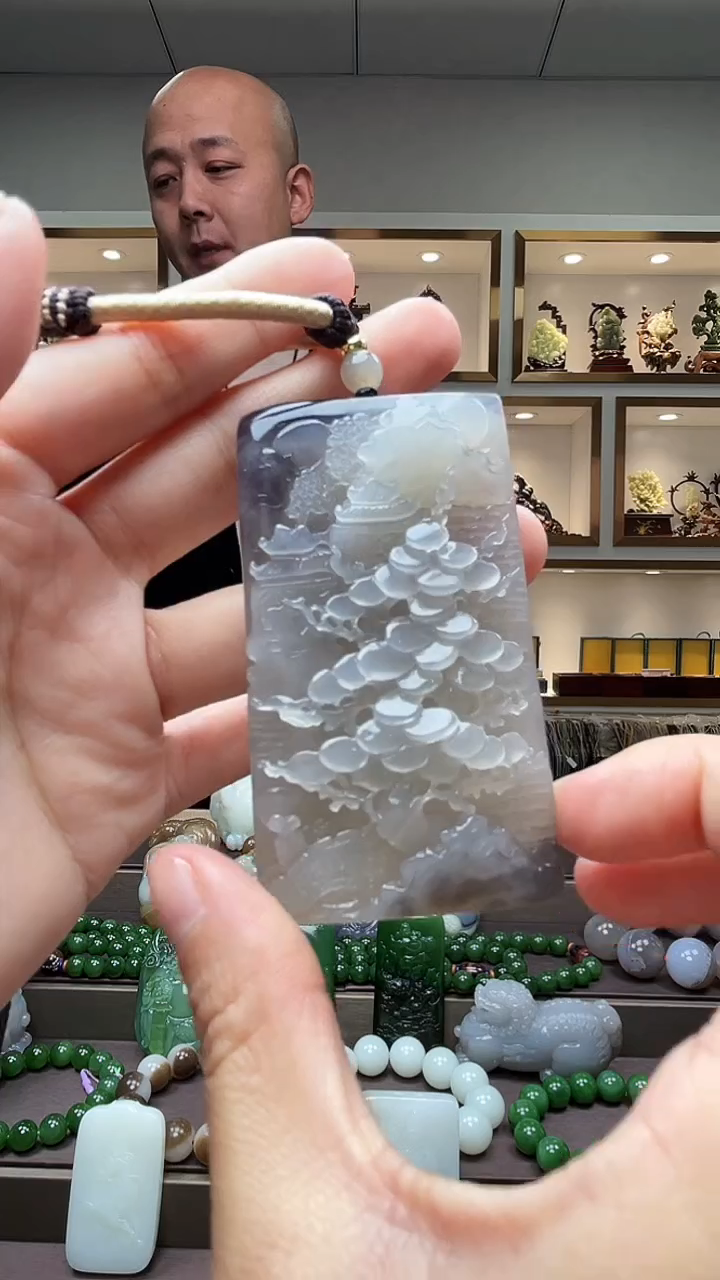 【闪购商品】和田玉颈饰未镶嵌苏