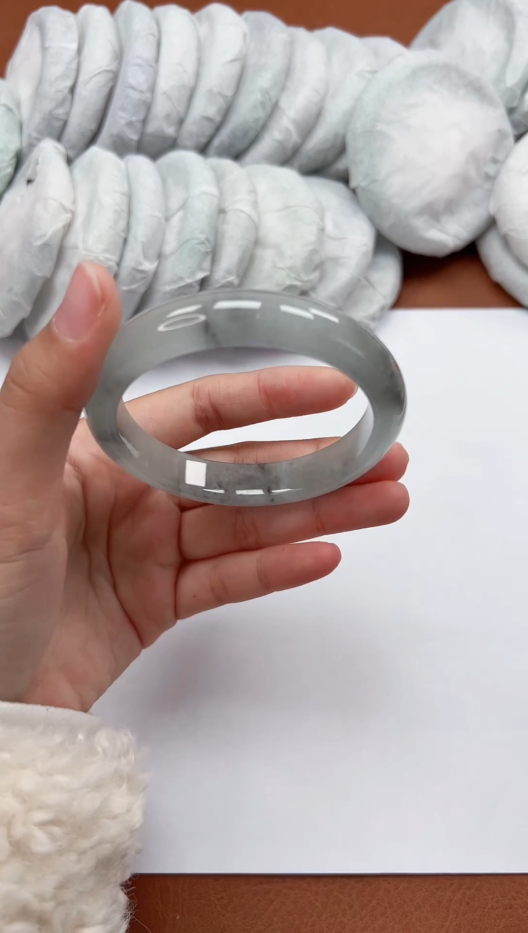 高端手镯，一物一拍M54