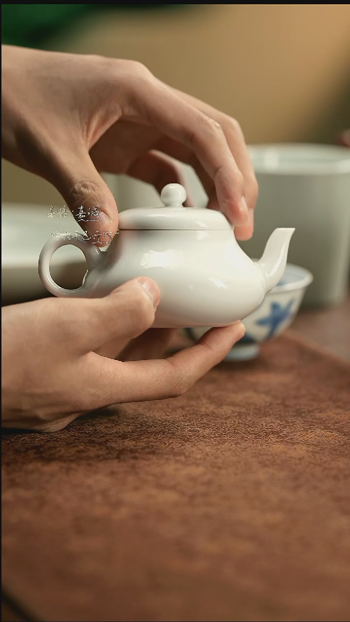 ?*凡君德     三余作器手工器皿