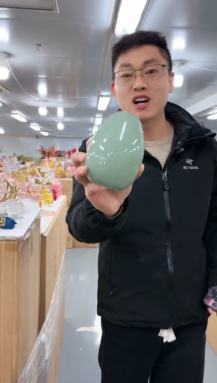 【闪购商品】玻璃小飞0005