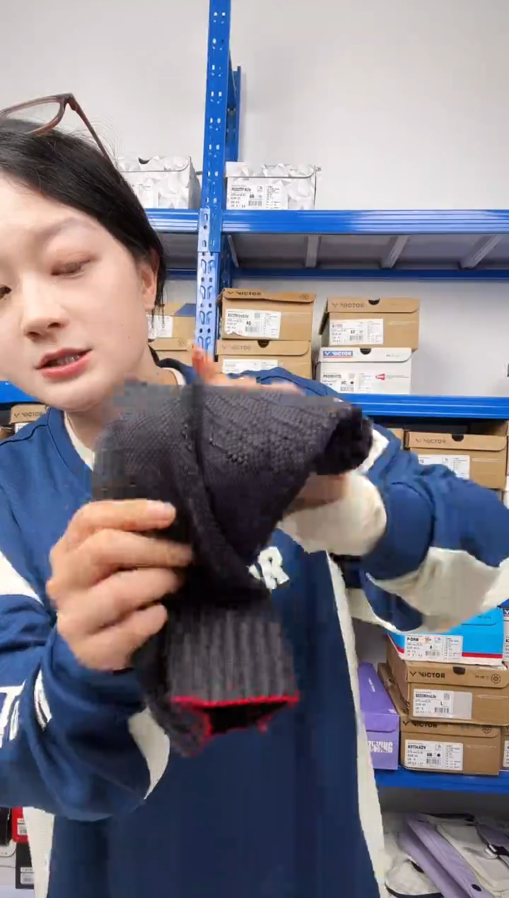 843号清仓衣服，不退不换！！护膝SP189  S码