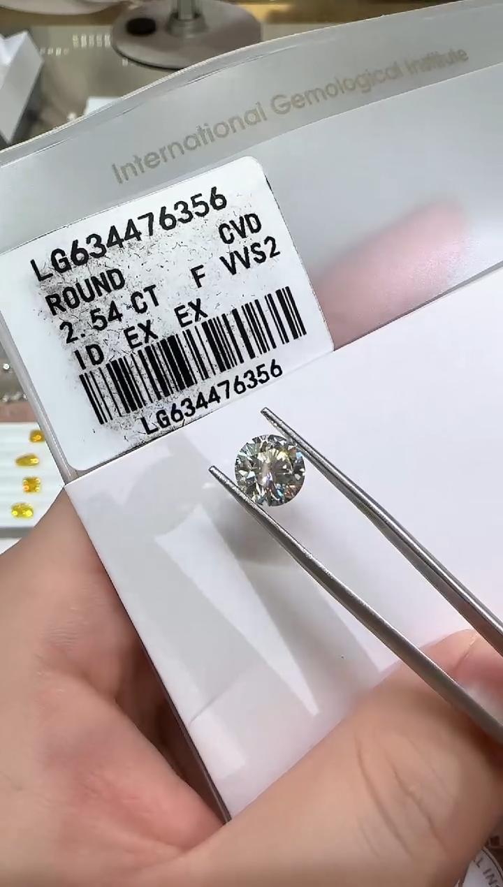 【闪购商品】实验室培育钻石裸石未镶嵌@2.54 ct 先鉴赏，再定制！