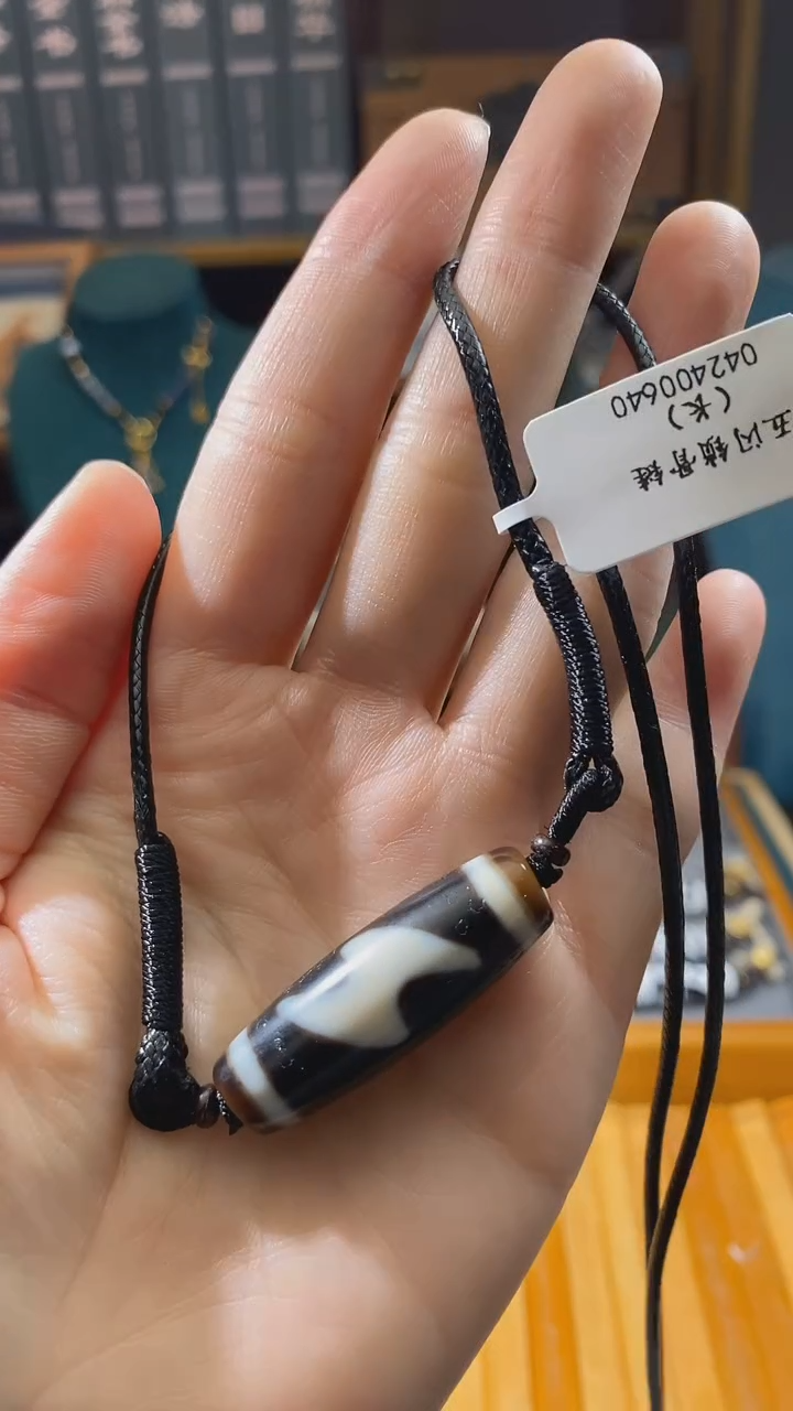 未镶嵌颈饰玛瑙/玉髓（覆膜）C07764多样性发一