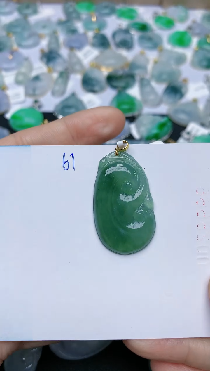 【闪购商品】翡翠颈饰18K金镶嵌天然翡翠A货    