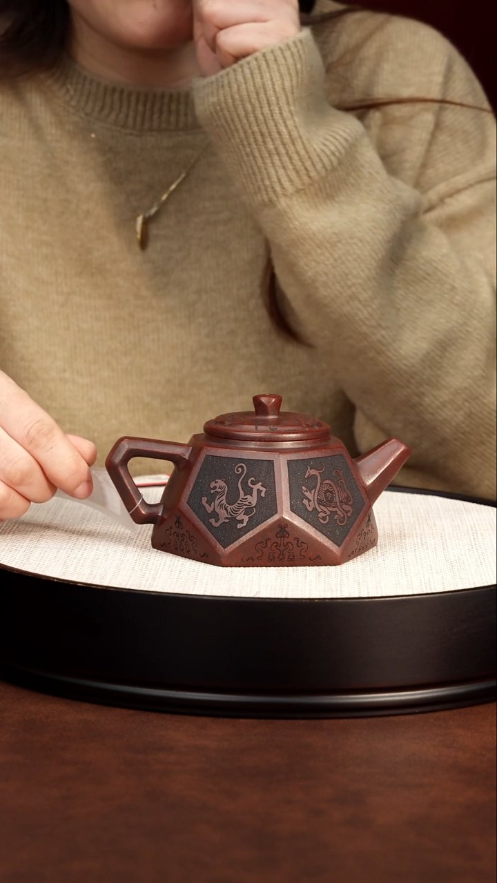 茶壶紫砂宜兴紫砂 十六方钻石壶龙山古乌泥 周昌荣 322