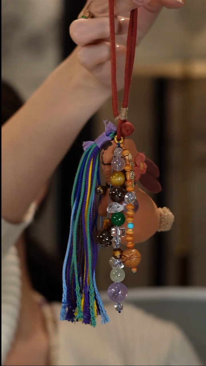 无非金属盈旋小店饰品