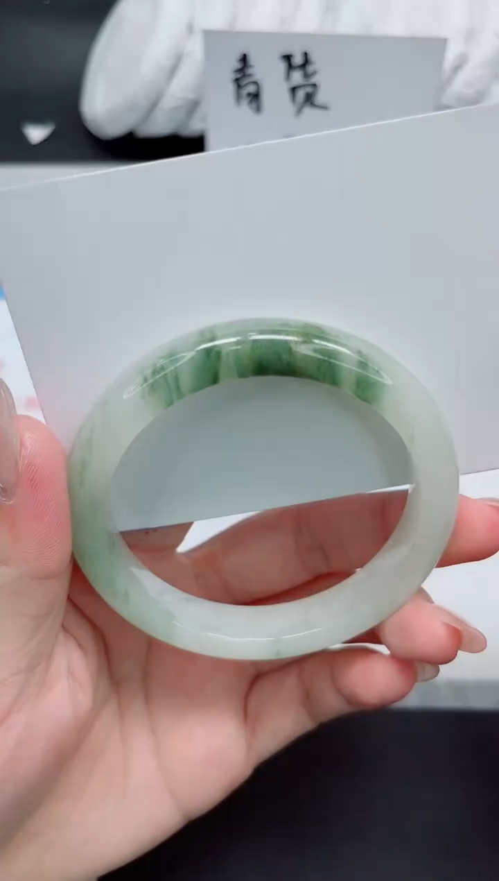 【闪购商品】石英质玉手镯未镶嵌134-60