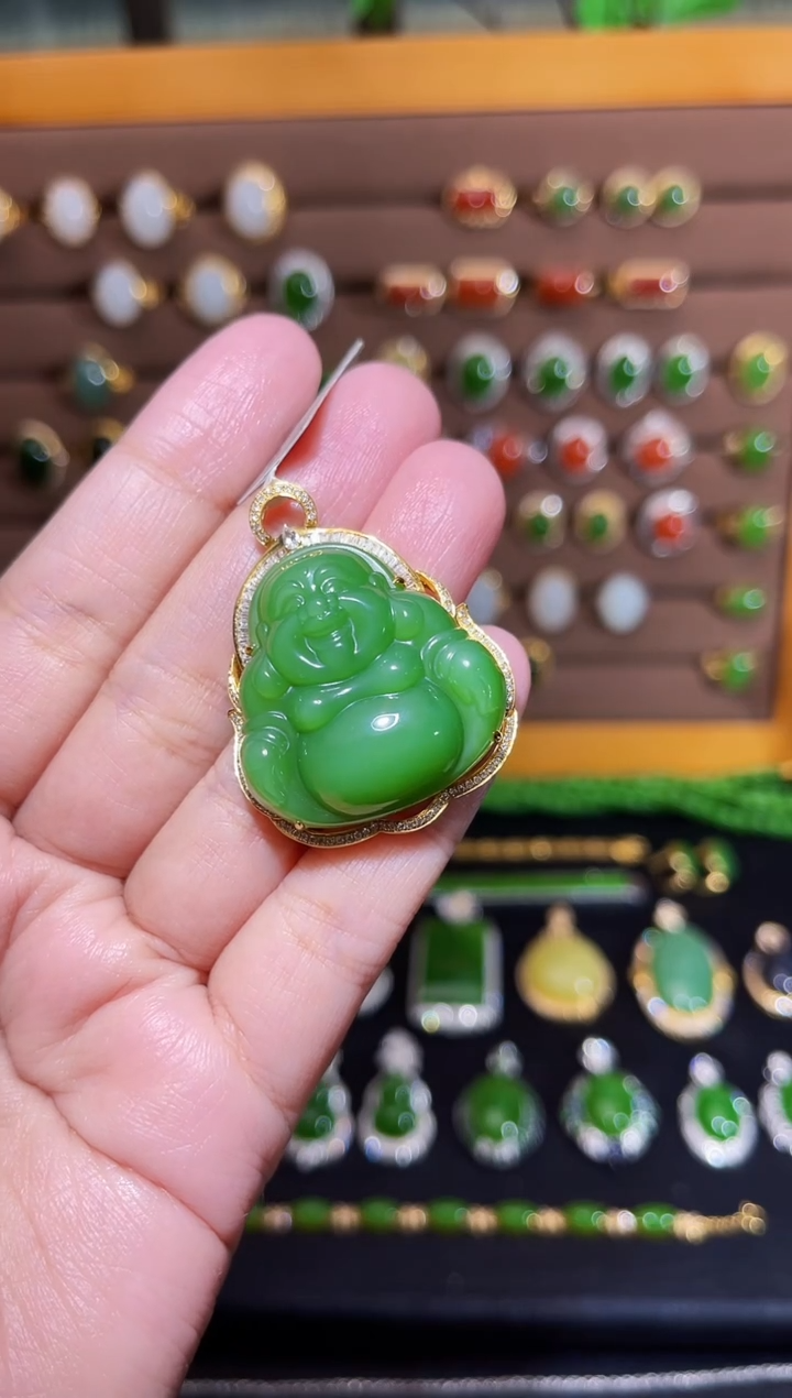 【闪购商品】和田玉吊坠18K金镶嵌粉绿厚金镶嵌吊坠