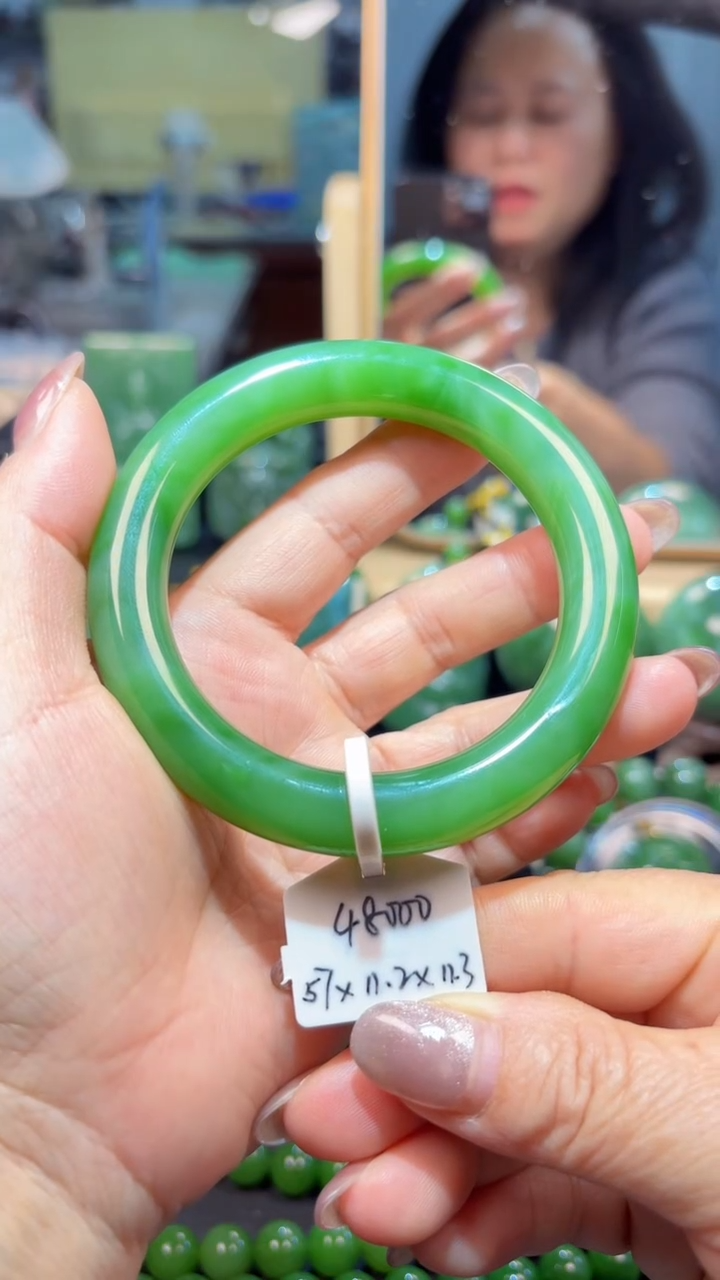 和田玉（碧玉）未镶嵌手镯1