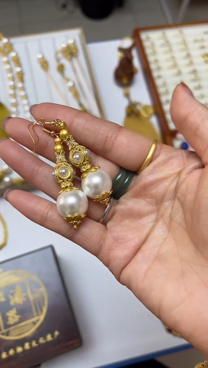 【闪购商品】臣妾做不到款耳钩