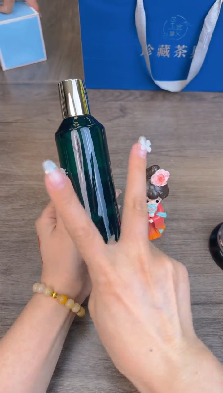 瓷片新号开播漏不停@@CQ1551