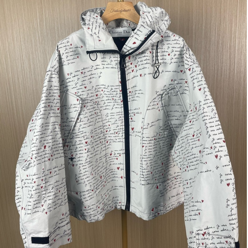 99新 DIOR/迪奥 限量款爱心字母刺绣白色防风衣外套 S 18247380