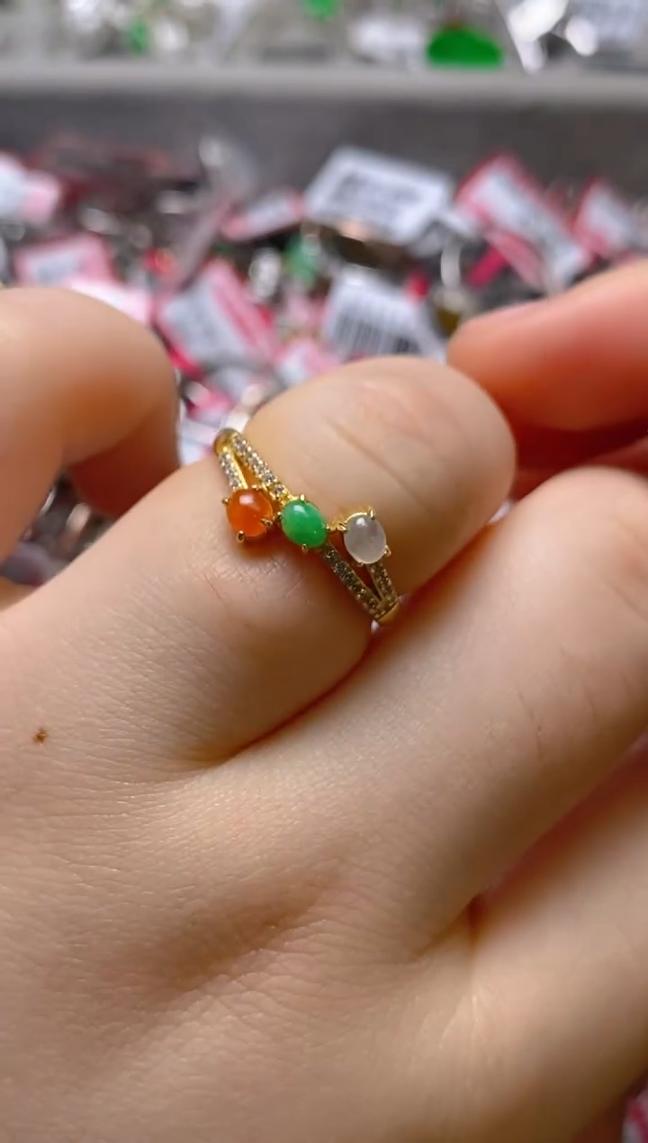 银S925镶嵌戒指翡翠百内无证书