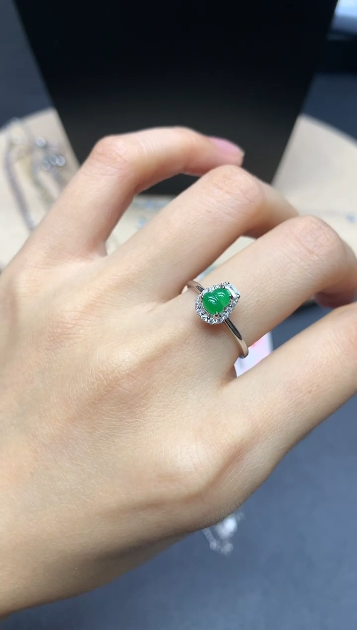 【闪购商品】翡翠戒指银S925镶嵌蛋面【多样性发其一】