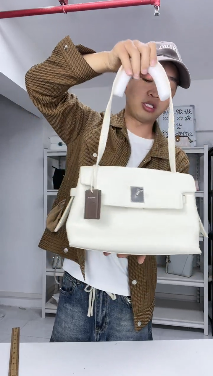 牛皮【尤尤轻奢女包】时尚百搭轻奢款式女包926