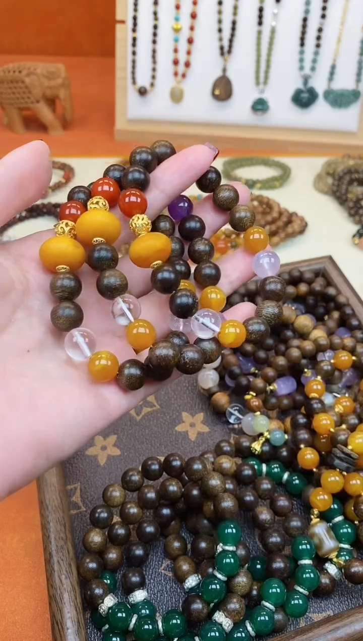 手串檀香木未镶嵌单圈达拉干南红老蜡手串