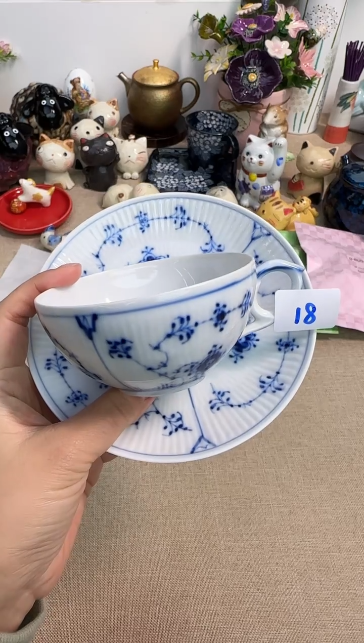 瓷片泡泡家的瓷器真好看