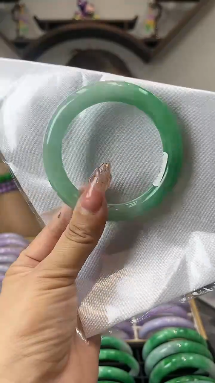 【闪购商品】砖雕闪36 圈口58.5 独货手镯