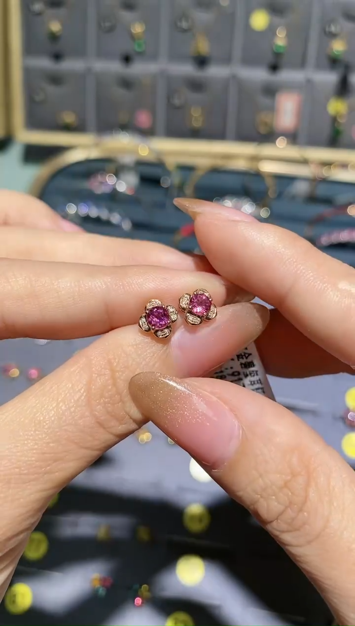 【闪购商品】碧玺猫眼耳饰18K金镶嵌耳钉