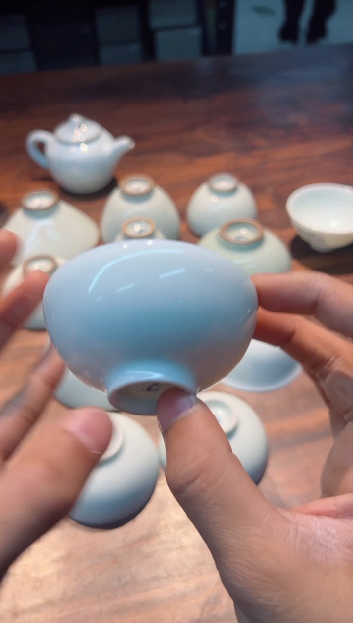 【闪购商品】刘钦莹 青釉 罗汉杯