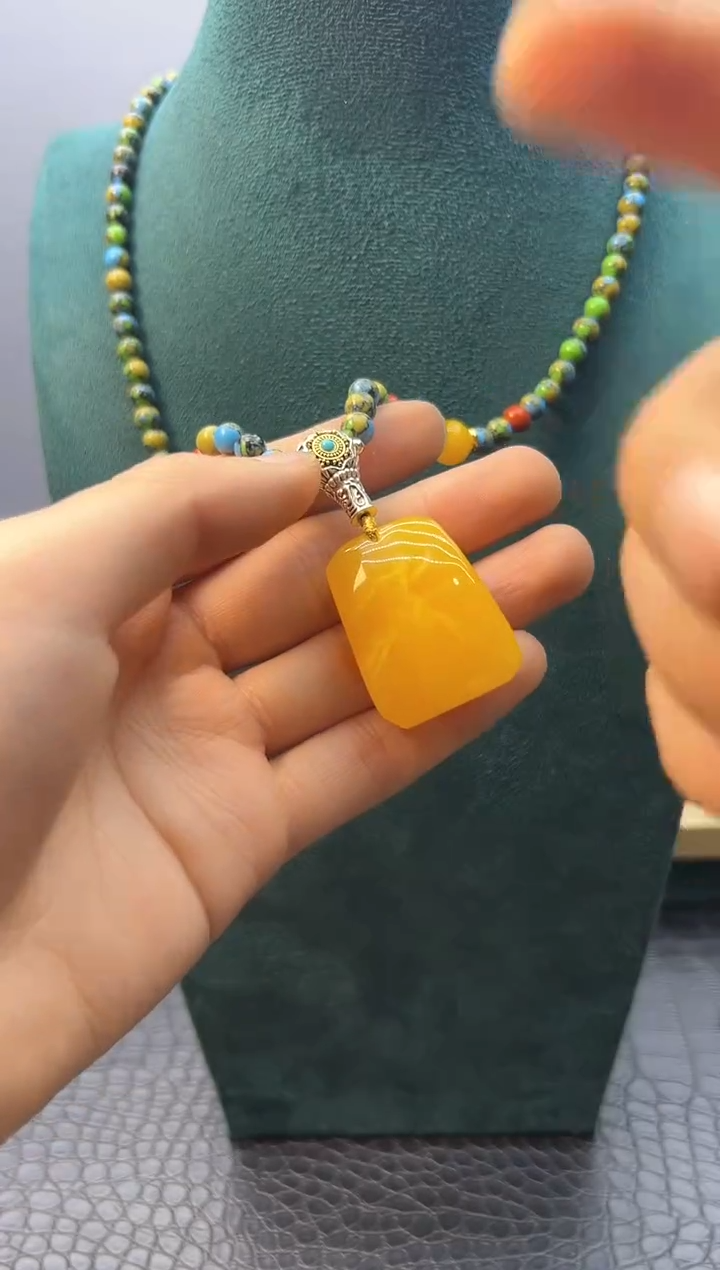 【闪购商品】蜜蜡颈饰14K金镶嵌X316