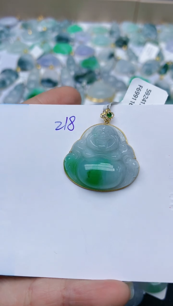 【闪购商品】翡翠颈饰18K金镶嵌天然翡翠A货    218