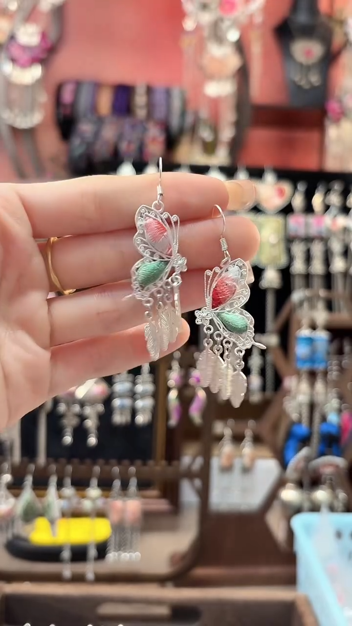 织绣 云织谣民族风精美饰品   106