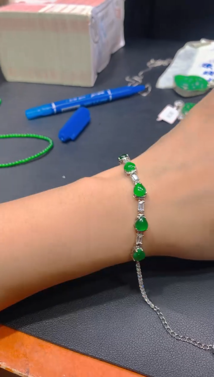 【闪购商品】定制翡翠未镶嵌118多样性发货（发其一）