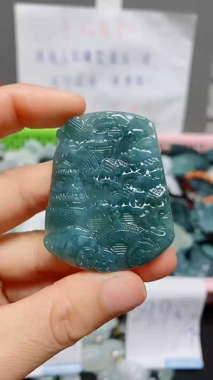 【闪购商品】翡翠颈饰未镶嵌天然翡翠A货