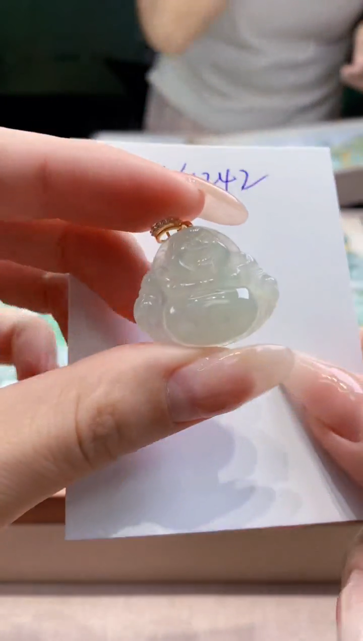 翡翠未镶嵌颈饰天然缅甸a货翡翠