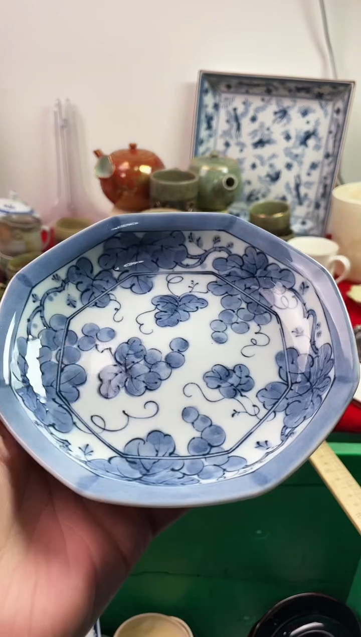 瓷片阿***r77777777777 H258