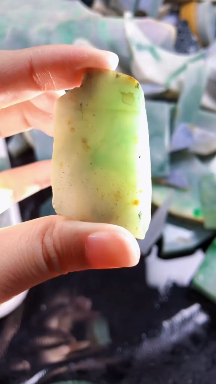 颈饰未镶嵌翡翠新店开业大优惠123