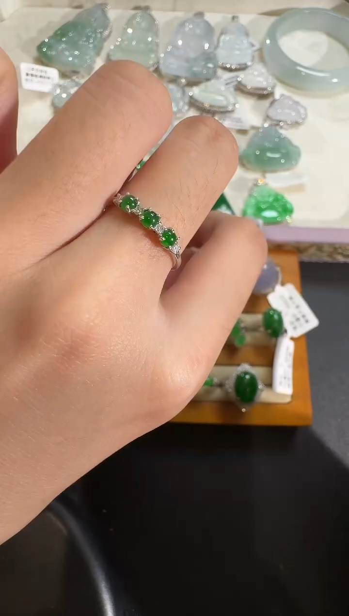 【闪购商品】翡翠戒指18K金镶嵌【源头工厂】钻石镶嵌