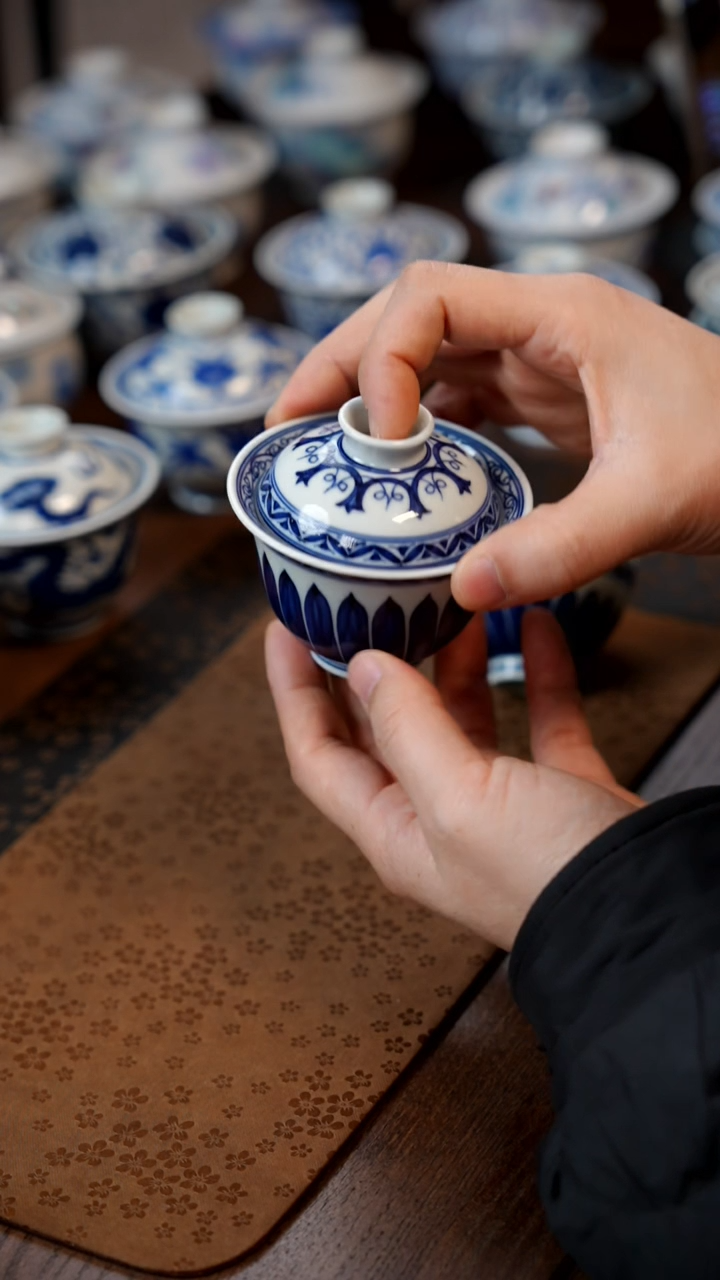 【闪购商品】菊瓣盖碗11111111111