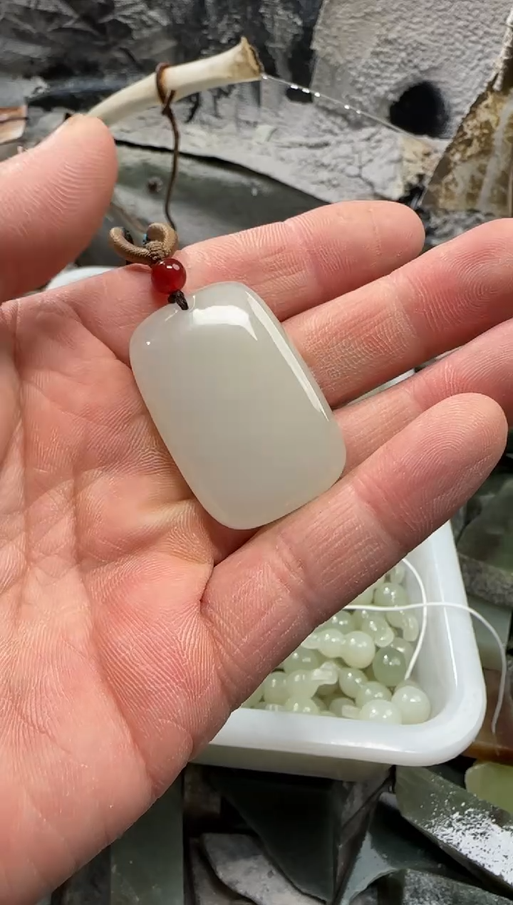 【闪购商品】和田玉颈饰未镶嵌吊坠