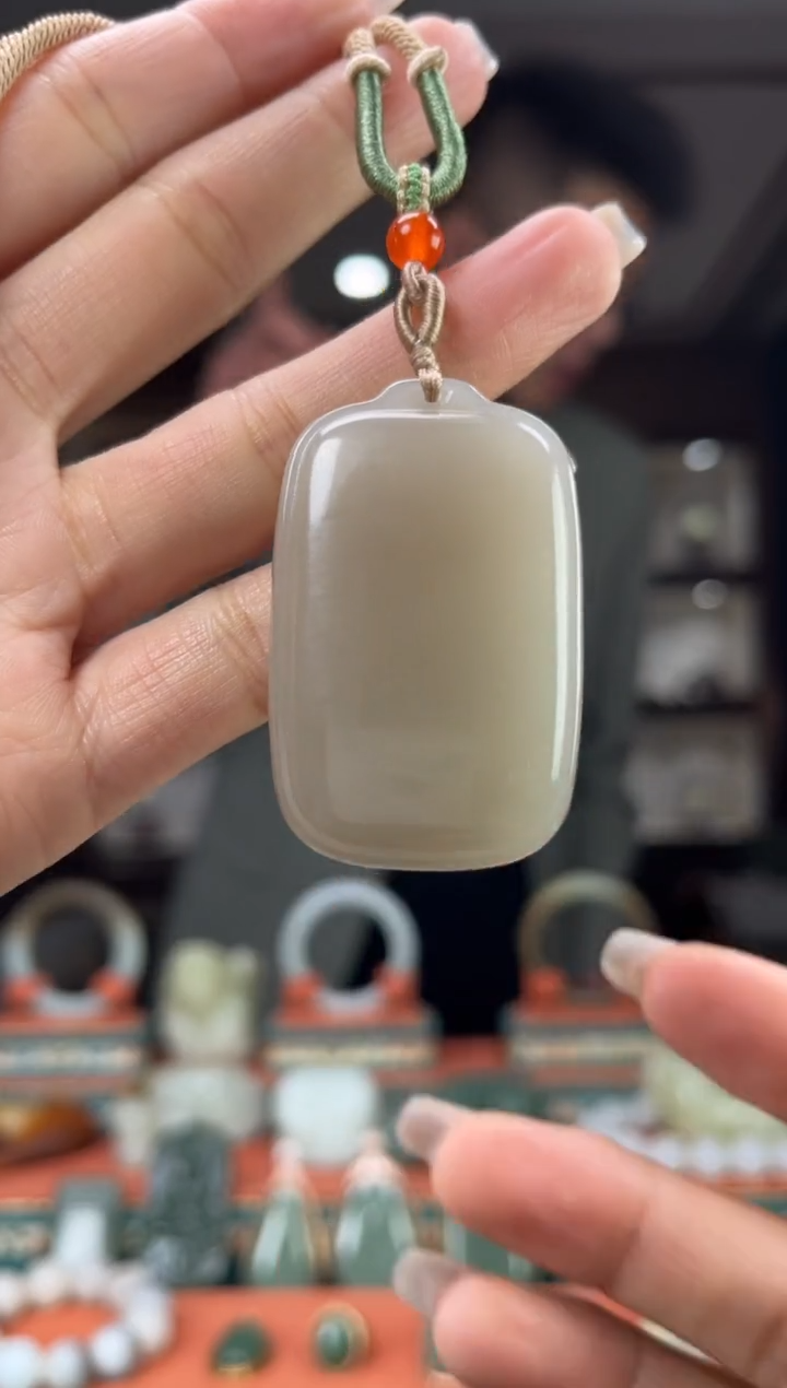 【闪购商品】和田玉颈饰未镶嵌佩佩