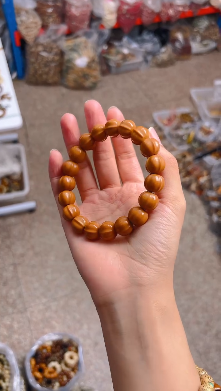 吊坠猴头核桃E11   E11