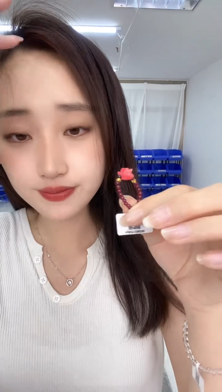 石榴石戒指未镶嵌 天然珠宝多样性发其一