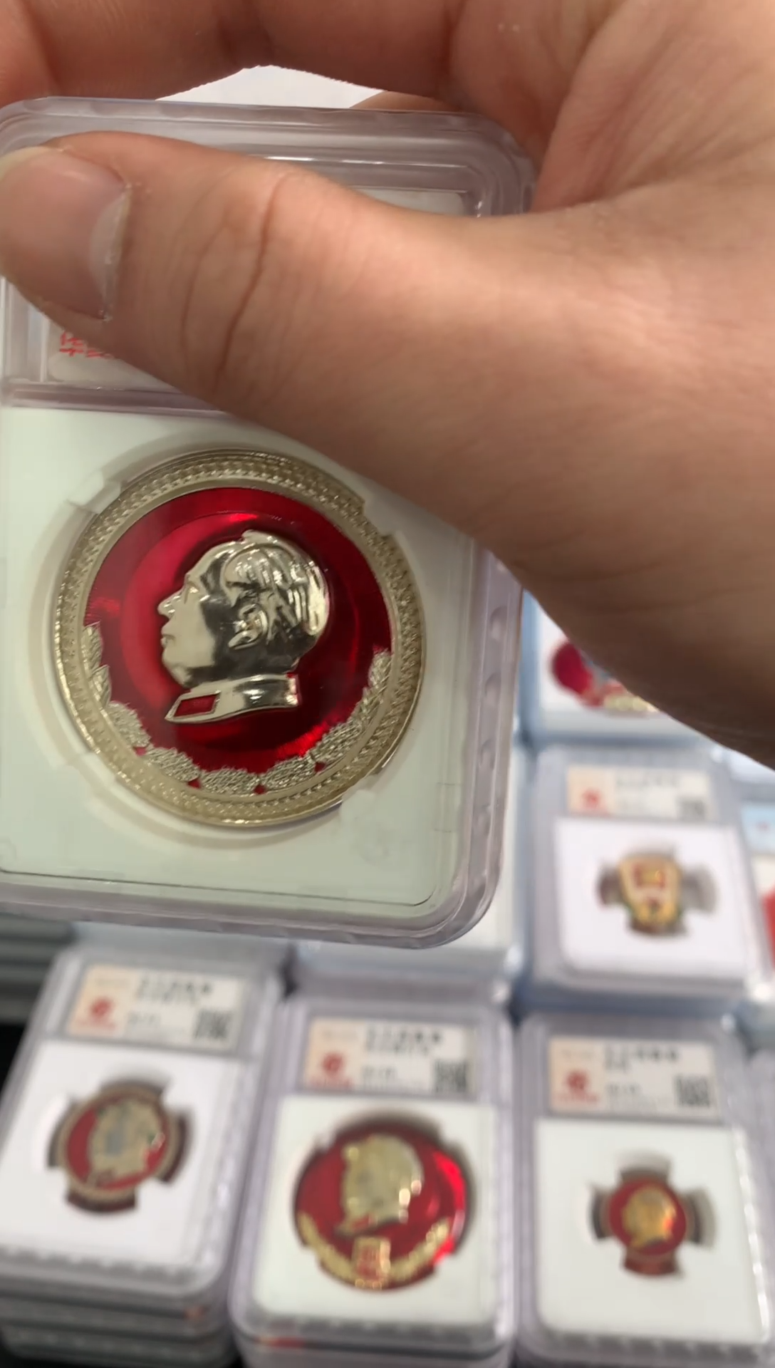 【闪购商品】其他普通金属文像领红