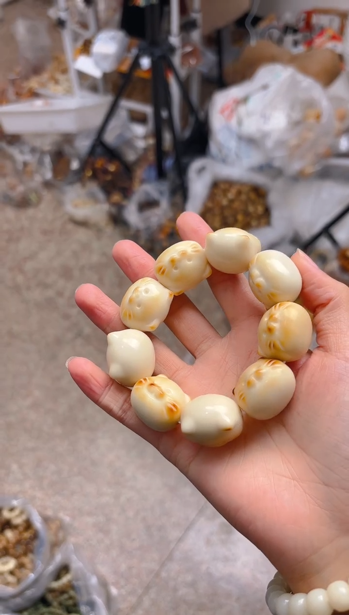 吊坠菩提根/象牙果猫咪头单圈