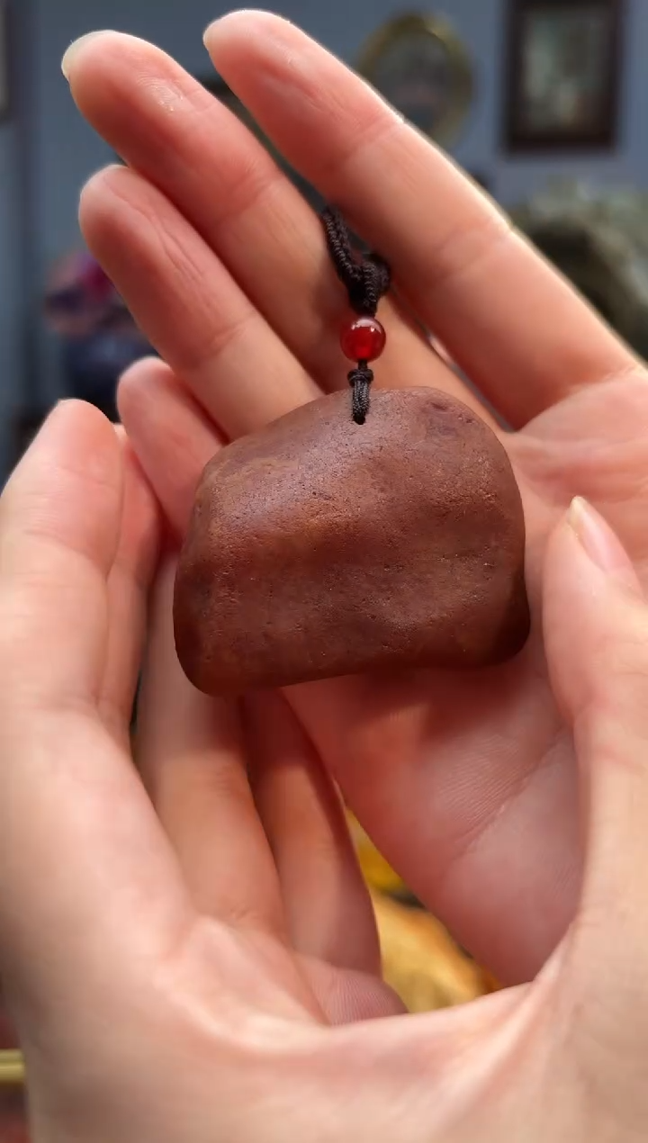 琥珀颈饰未镶嵌吊坠