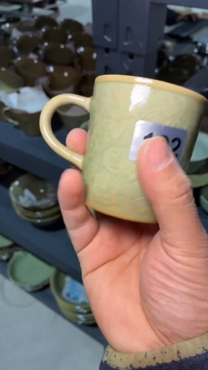 耀州窑仰山青釉落花流水咖啡杯无盖